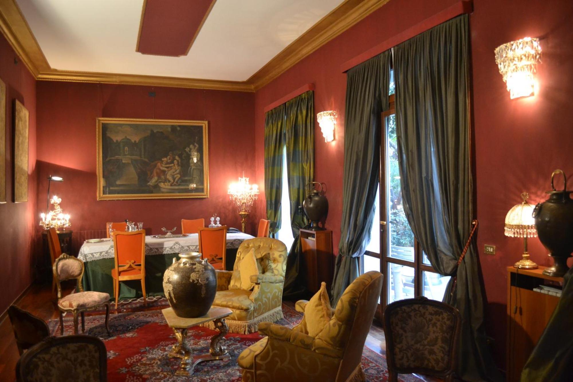 Apartment Center Milan